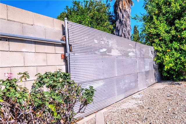 1355 N Orange Avenue, Ontario, CA 91764