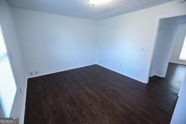 1967 Singer Way, Lithonia, GA 30058