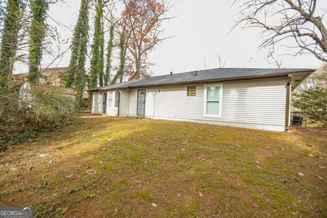 1967 Singer Way, Lithonia, GA 30058