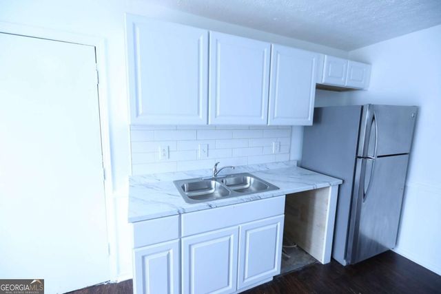 1967 Singer Way, Lithonia, GA 30058