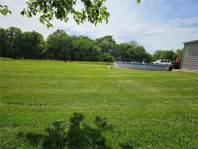 510 SW 801st Road, Holden, MO 64040