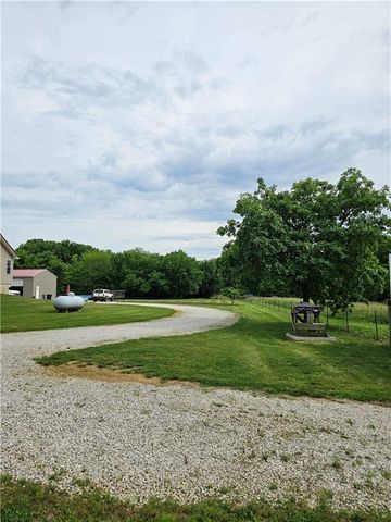 510 SW 801st Road, Holden, MO 64040