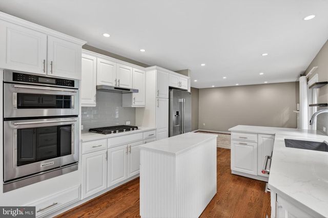 6 NEARFIELD RD, Lutherville Timonium, MD 21093