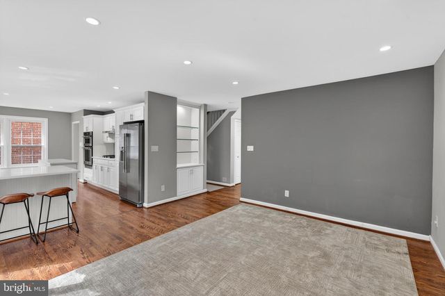 6 NEARFIELD RD, Lutherville Timonium, MD 21093