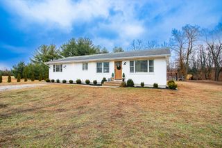 10791 N 1000 W, Demotte, IN 46310