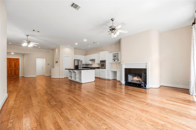 9814 Riddlelink, Houston, TX 77025