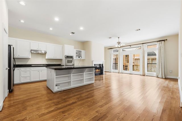 9814 Riddlelink, Houston, TX 77025