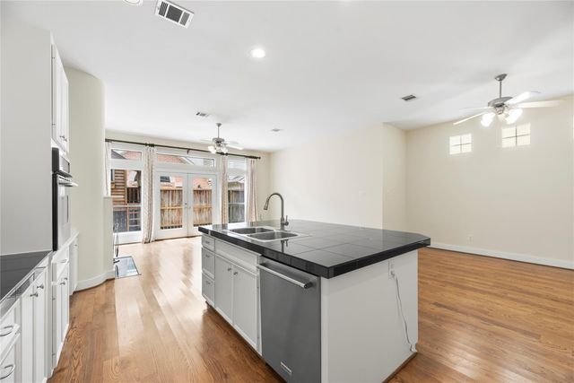 9814 Riddlelink, Houston, TX 77025