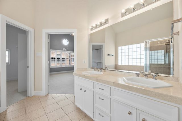 9814 Riddlelink, Houston, TX 77025