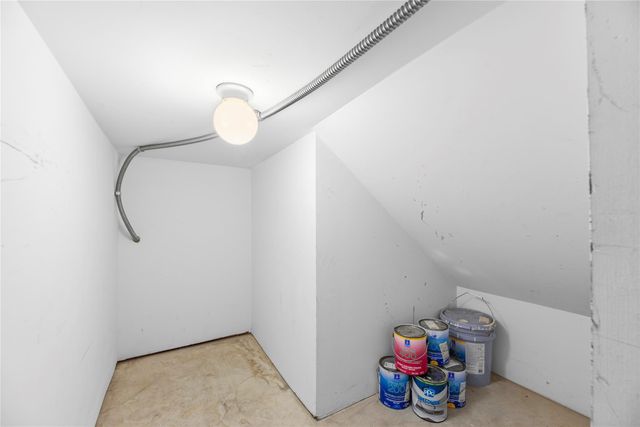 9814 Riddlelink, Houston, TX 77025
