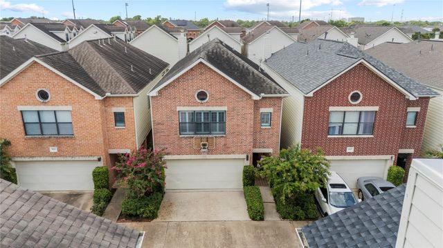 9814 Riddlelink, Houston, TX 77025