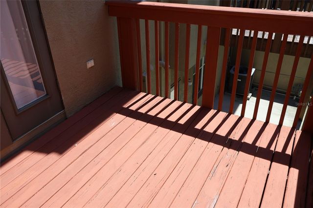 3019 POINTEVIEW DRIVE, Tampa, FL 33611
