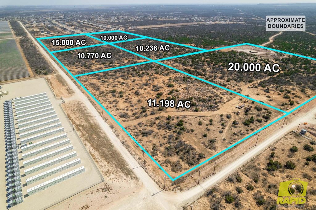 Image 3 of property listing at 10036 Omega Road, San Angelo, TX 76901