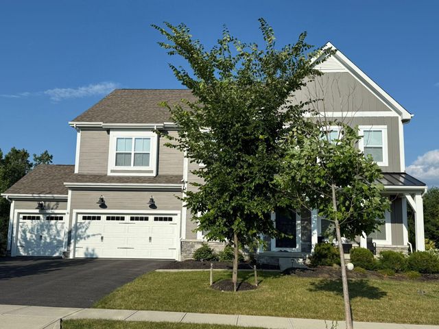 10692 Pearl Creek Drive, Plain City, OH 43064