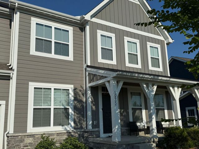 10692 Pearl Creek Drive, Plain City, OH 43064