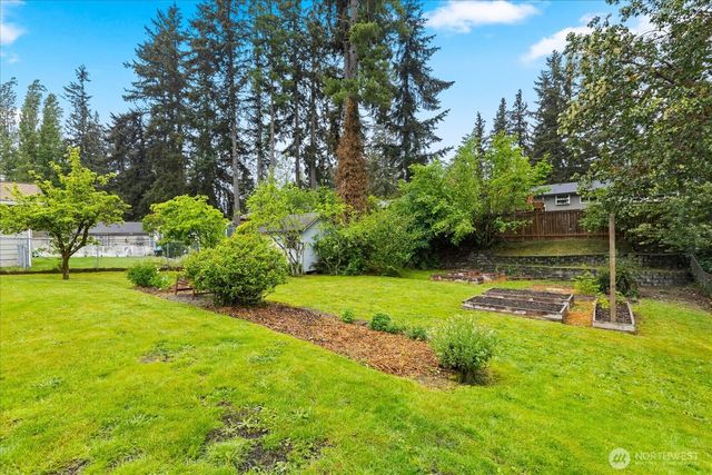 6017 190th Street SW, Lynnwood, WA 98036