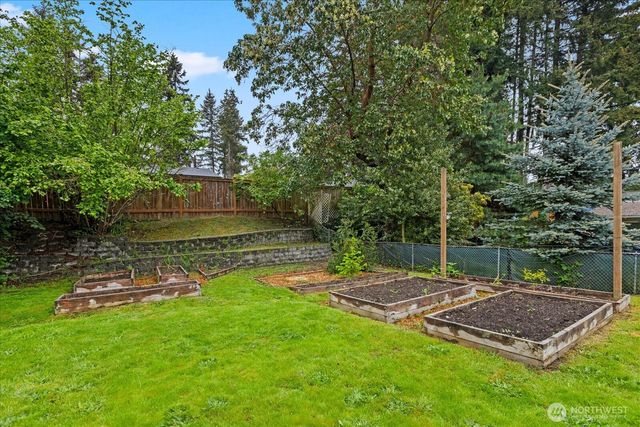 6017 190th Street SW, Lynnwood, WA 98036