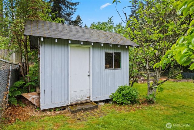 6017 190th Street SW, Lynnwood, WA 98036