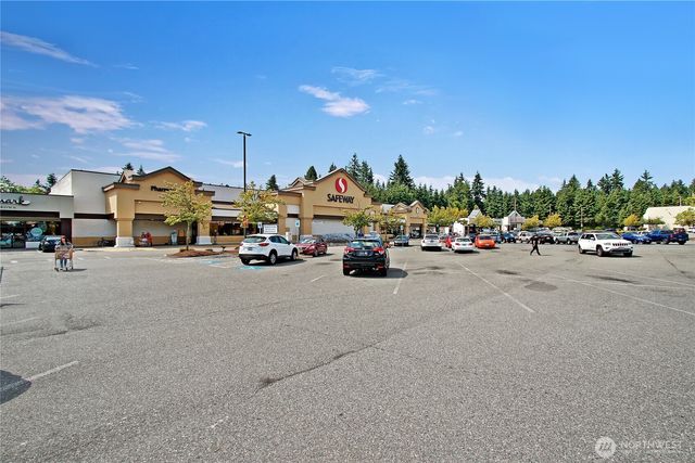 6017 190th Street SW, Lynnwood, WA 98036