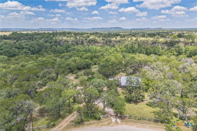 959 Highland Drive, Bandera, TX 78003