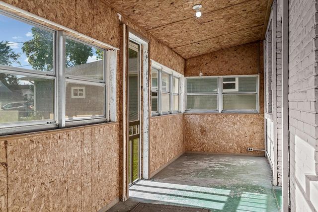 1112 11th STREET S, La Crosse, WI 54601