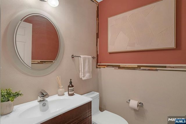 435 Morningside Road, Ridgewood, NJ 07450