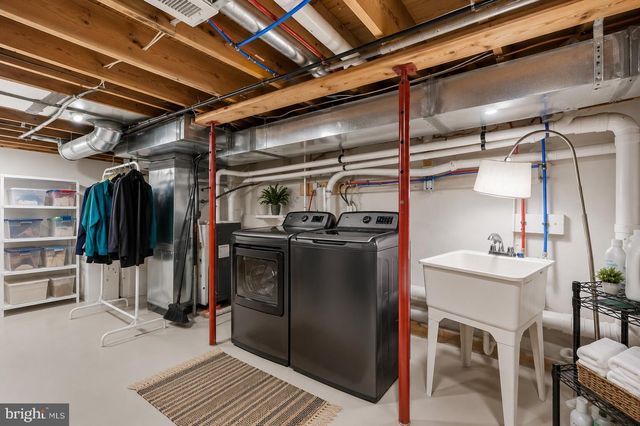463 W EARLHAM TER, Philadelphia, PA 19144
