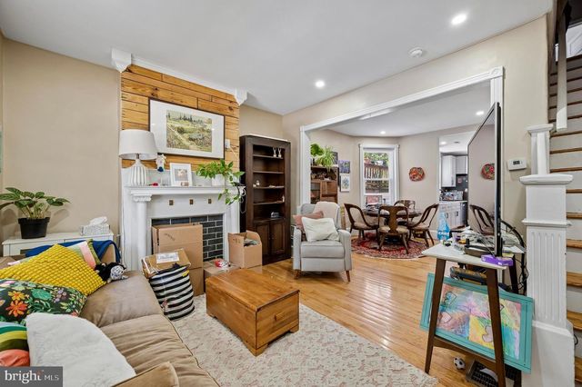 463 W EARLHAM TER, Philadelphia, PA 19144