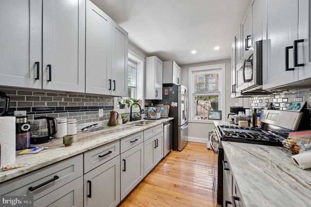 463 W EARLHAM TER, Philadelphia, PA 19144