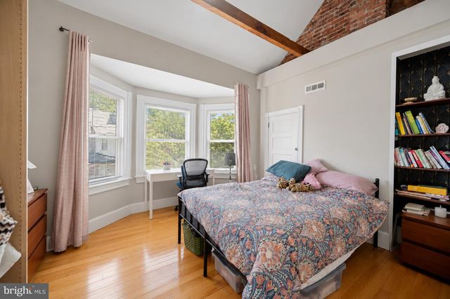 463 W EARLHAM TER, Philadelphia, PA 19144