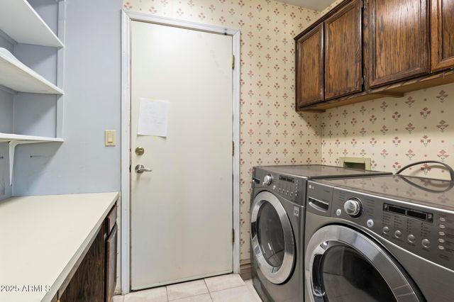 9443 E LAWNDALE Place, Sun Lakes, AZ 85248