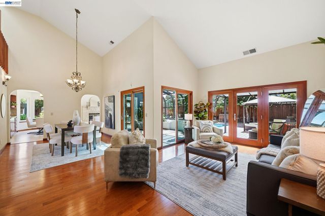 1312 Pegan Cmn, Livermore, CA 94550