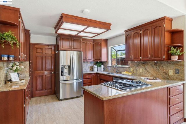 1312 Pegan Cmn, Livermore, CA 94550