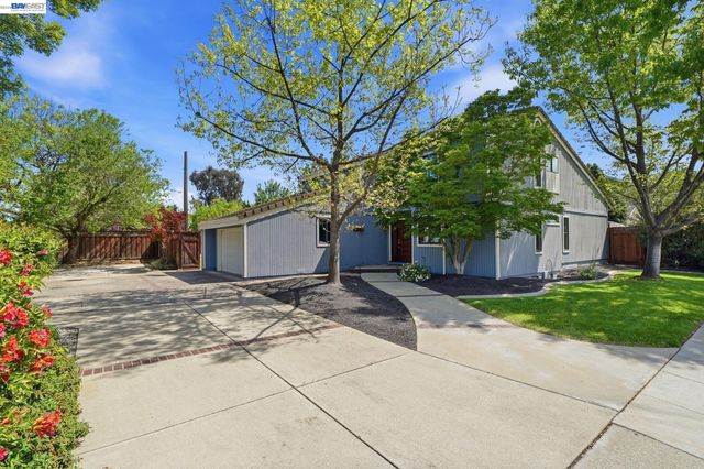 1312 Pegan Cmn, Livermore, CA 94550