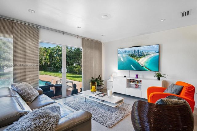 2923 Madison Street, Hollywood, FL 33020