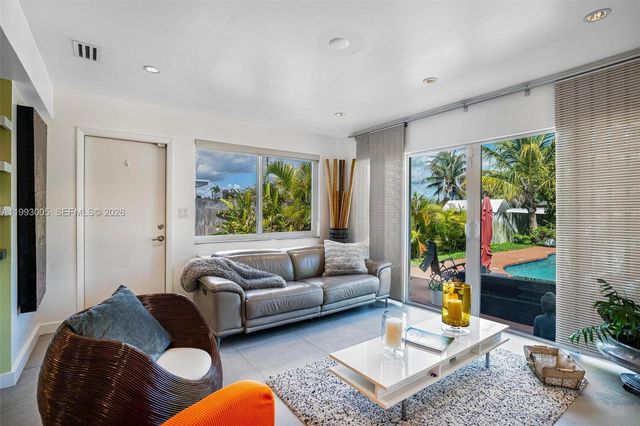 2923 Madison Street, Hollywood, FL 33020