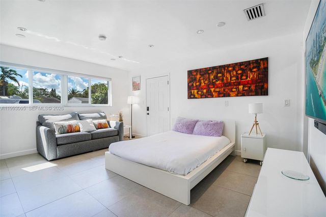 2923 Madison Street, Hollywood, FL 33020