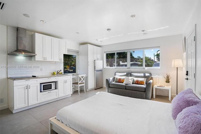 2923 Madison Street, Hollywood, FL 33020