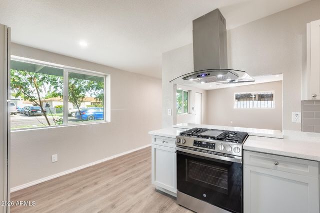 2739 W HAZELWOOD Street, Phoenix, AZ 85017
