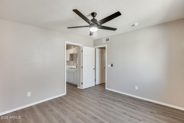 2739 W HAZELWOOD Street, Phoenix, AZ 85017