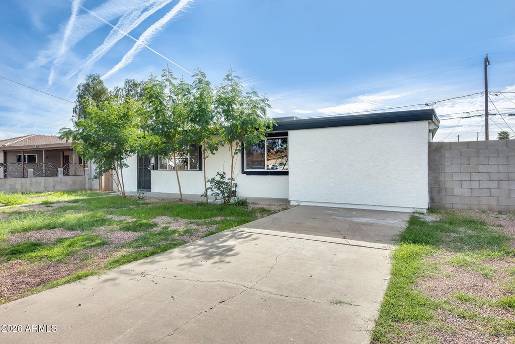 2739 W HAZELWOOD Street, Phoenix, AZ 85017 — photo 2