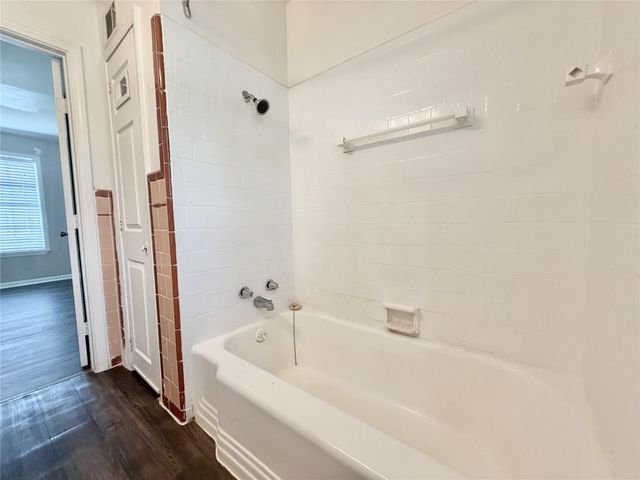 218 W 15th Street L, Houston, TX 77008