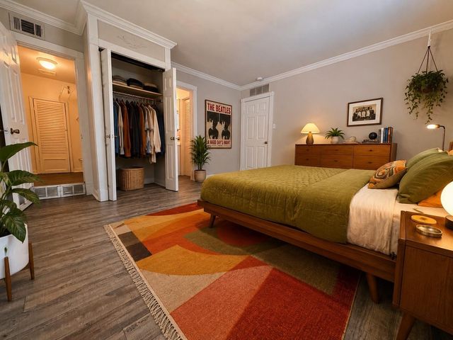 218 W 15th Street L, Houston, TX 77008
