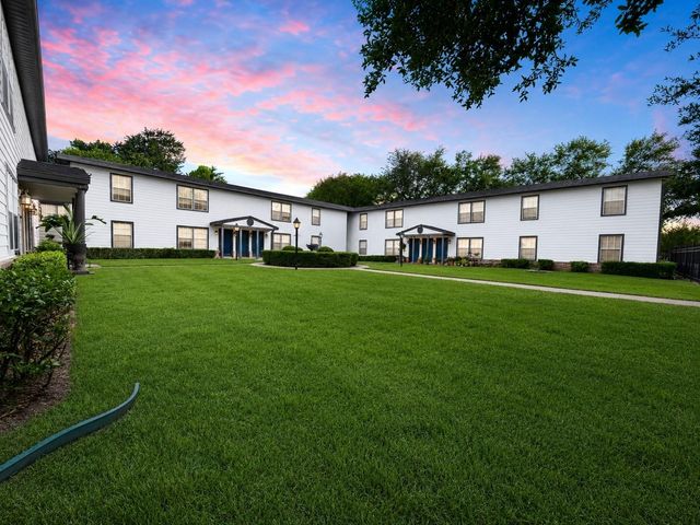 218 W 15th Street L, Houston, TX 77008
