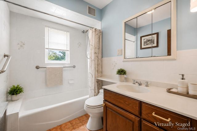63-34 83rd Place, Middle Village, NY 11379