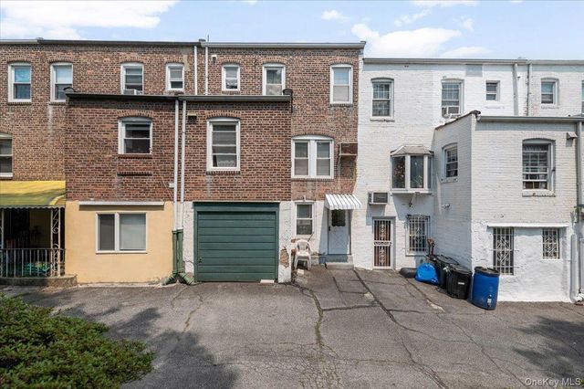 63-34 83rd Place, Middle Village, NY 11379