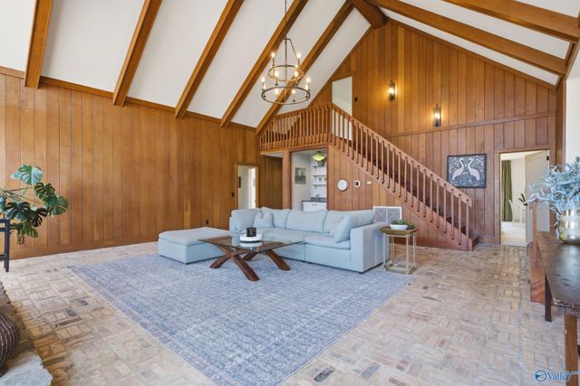 7705 Foxfire Drive SE, Huntsville, AL 35802