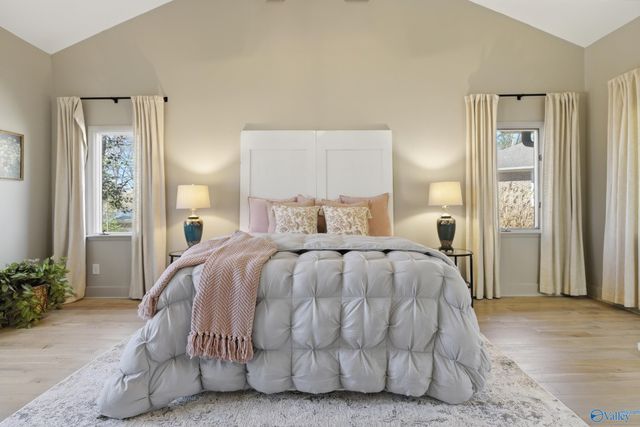 7705 Foxfire Drive SE, Huntsville, AL 35802