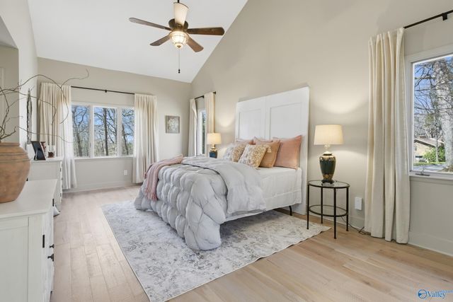 7705 Foxfire Drive SE, Huntsville, AL 35802