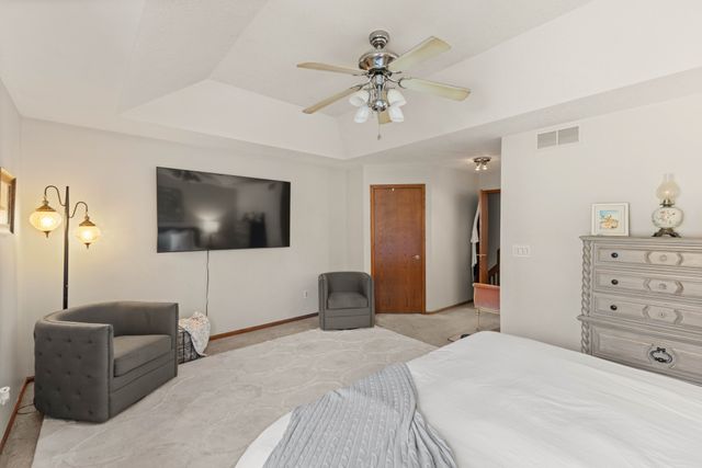2421 Park Drive, West Des Moines, IA 50265